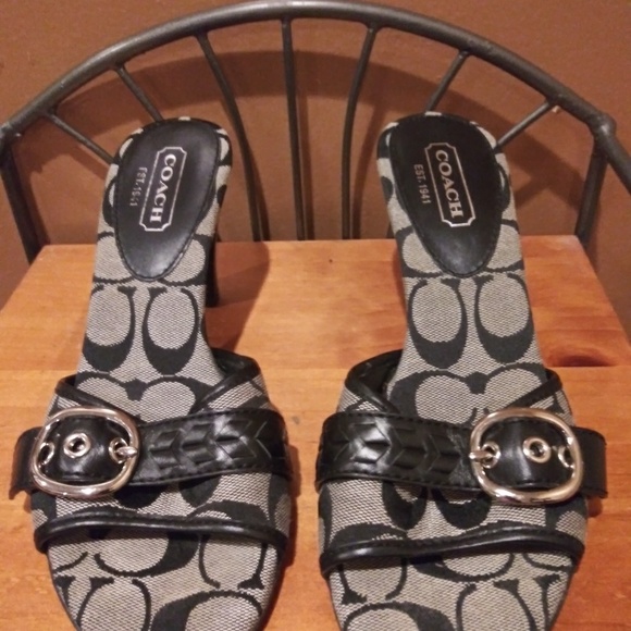 $250 NEW Authentic Coach High Heels Size 7.5 - Picture 8 of 8